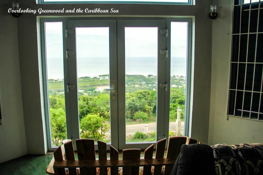 Sunshine Lodge: Your Home Away From Home Montego Bay Dış mekan fotoğraf